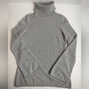 Saks Fifth Avenue Turtleneck 100% Cashmere Pullover Sweater Grey Flared Sleeve M